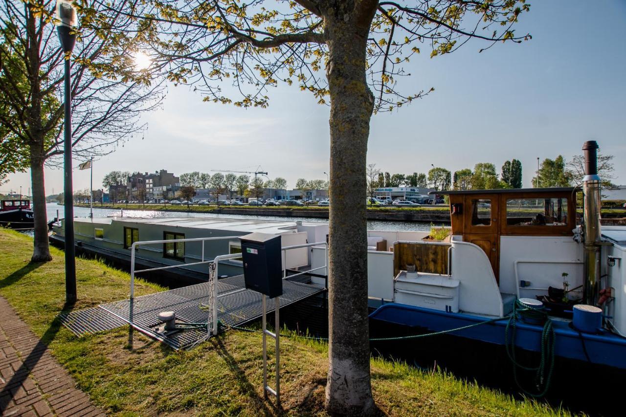 Houseboat Jana - With Sauna And Terrace Hotel Bruges Exterior photo