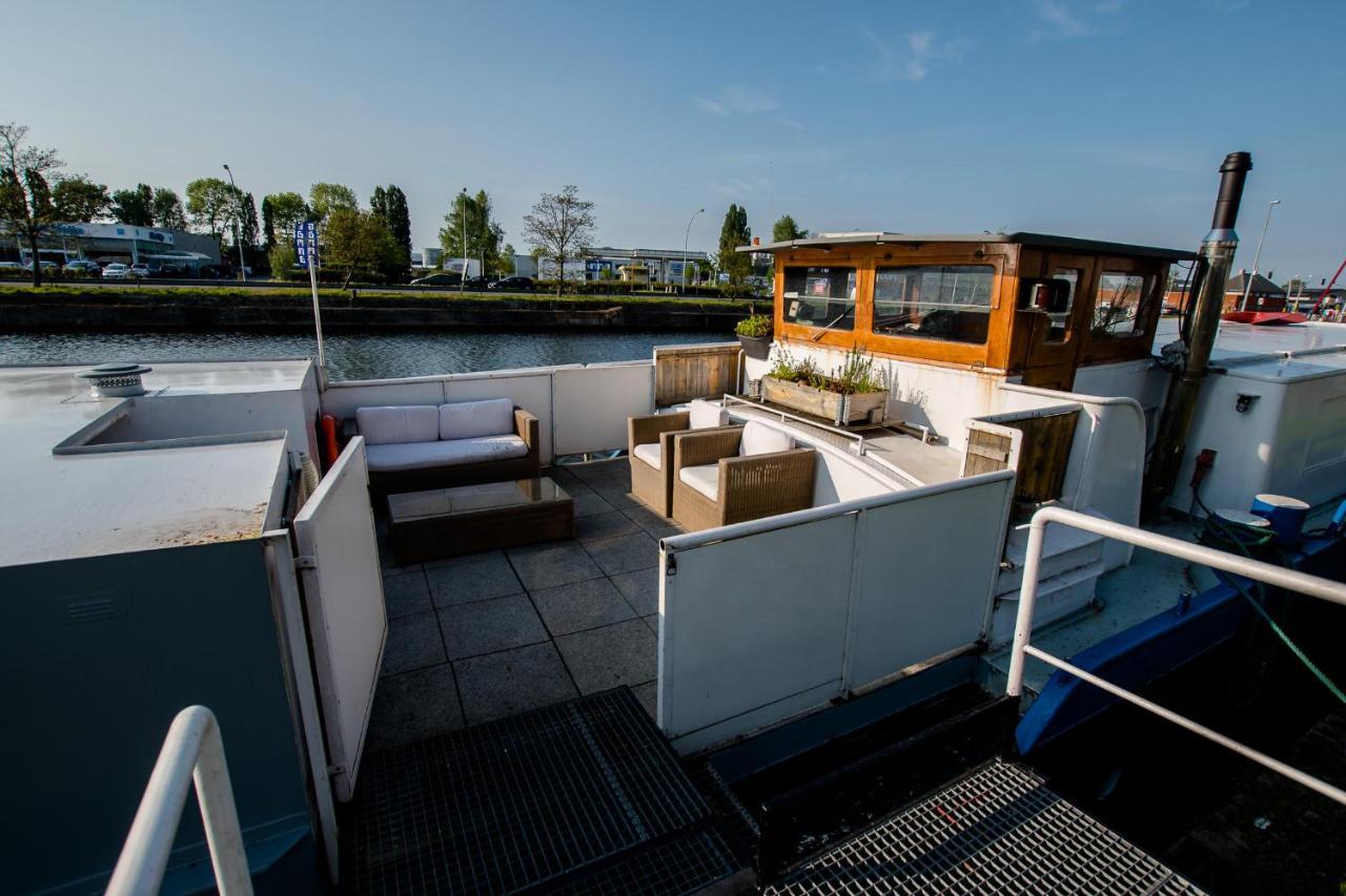 Houseboat Jana - With Sauna And Terrace Hotel Bruges Exterior photo