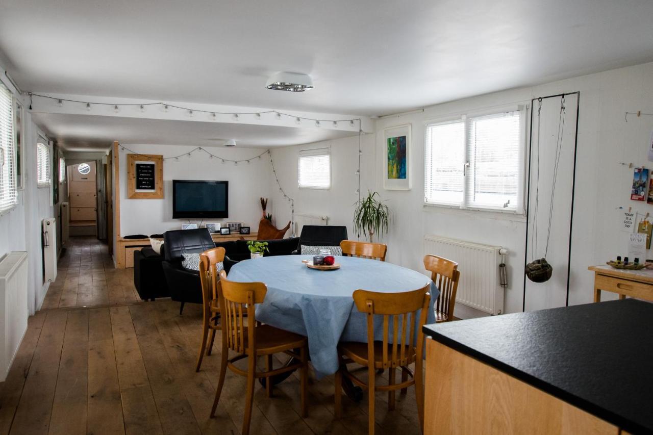 Houseboat Jana - With Sauna And Terrace Hotel Bruges Exterior photo